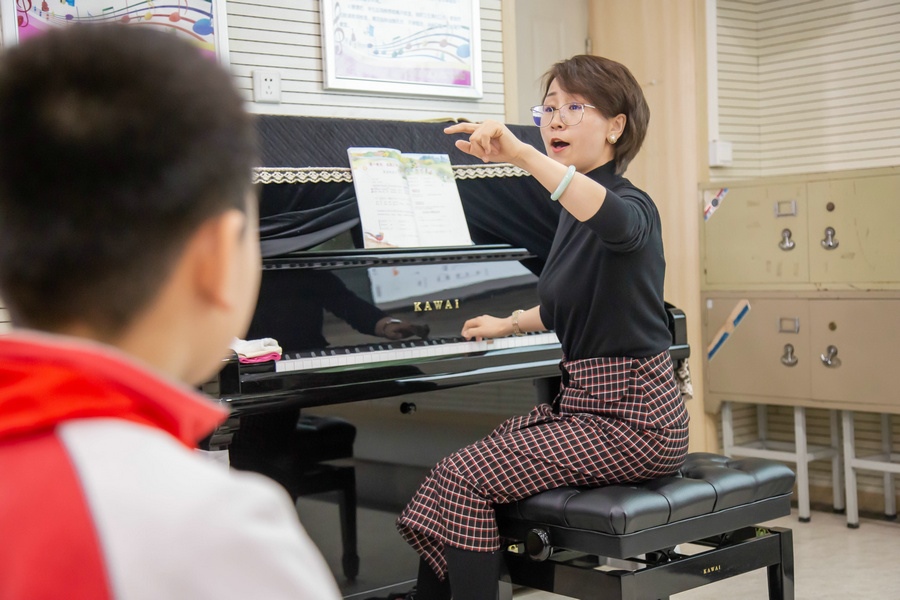 呼市四中、貝爾路小學教育集團、大學路教育集團三校音樂聯(lián)合教研活動.jpg