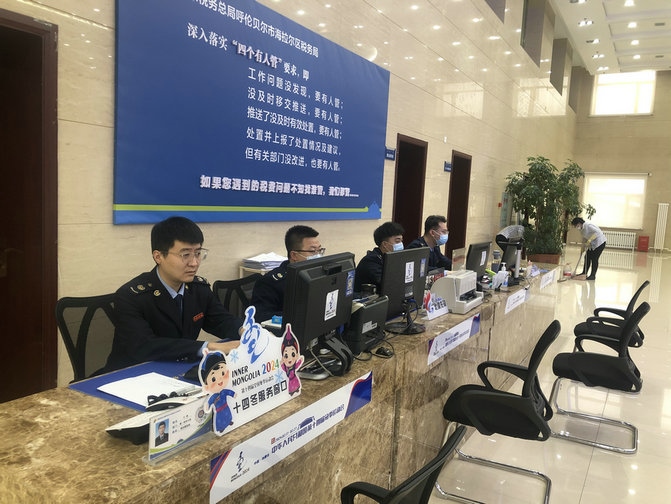 中共黨員、一等功榮立者王曙光不言放棄，堅(jiān)持到比賽最后（王鵬）.jpg
