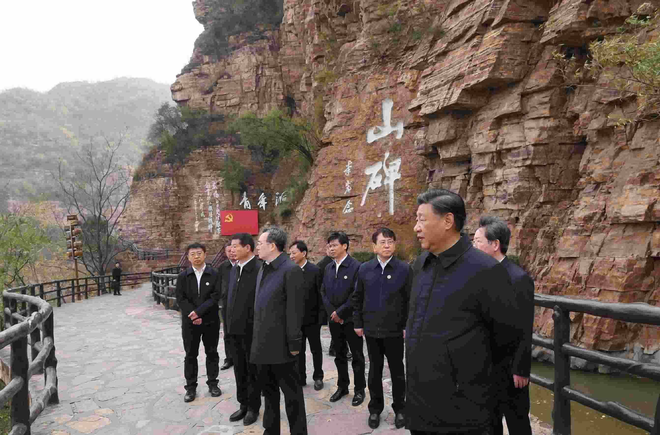 2022年10月28日，習(xí)近平總書記在河南安陽林州市紅旗渠青年洞考察。