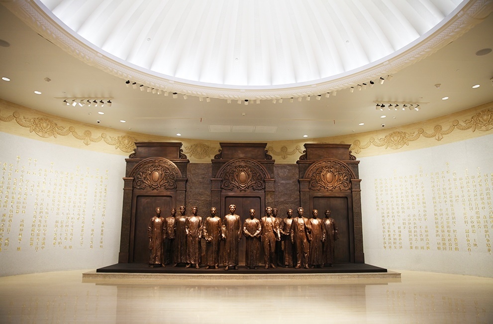 中共一大紀念館序廳。人民網(wǎng)記者 楊文全攝