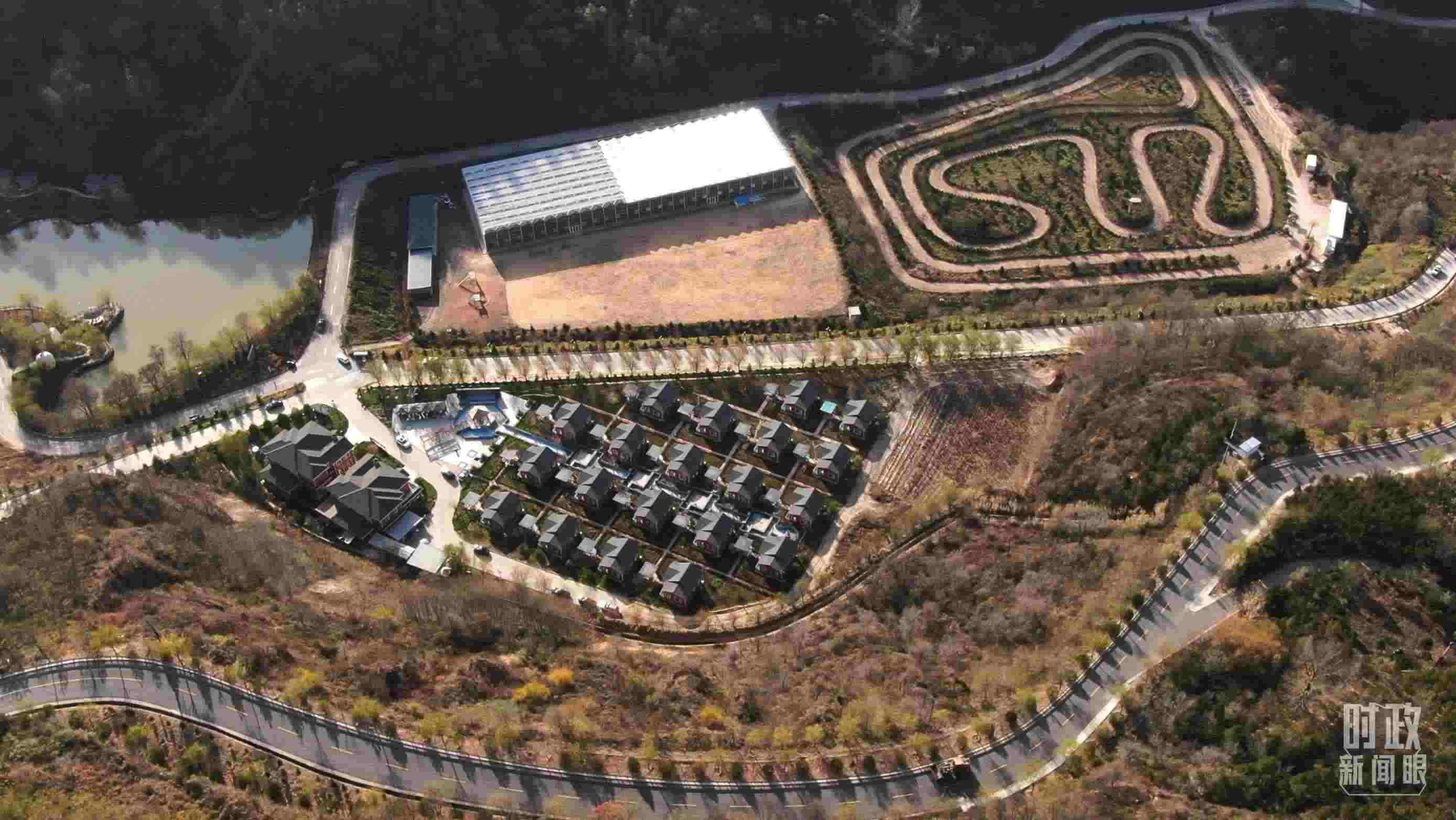 △延安市安塞區(qū)高橋鎮(zhèn)南溝村。2022年10月，總書記曾到這里考察調(diào)研。（總臺(tái)記者劉海濤、錢金庫拍攝）