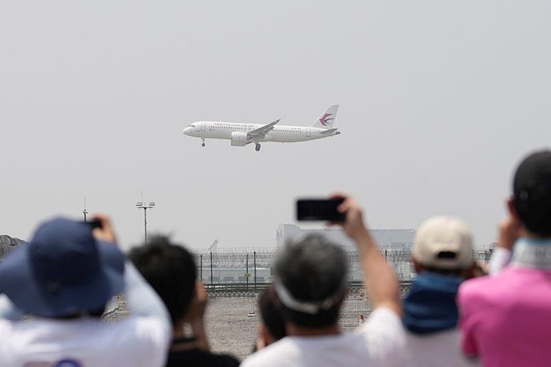 △2023年5月28日，C919首個商業(yè)航班東航MU9191飛抵北京首都國際機場。