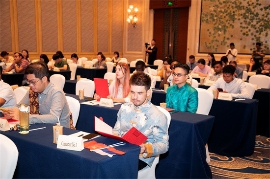 首屆江蘇省“漢字緣”國際故事大會決賽在揚(yáng)州舉行_fororder_2