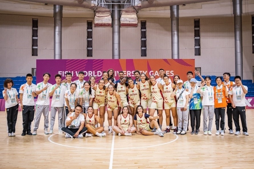 成都大運會葡萄牙女子籃球隊。 受訪者供圖