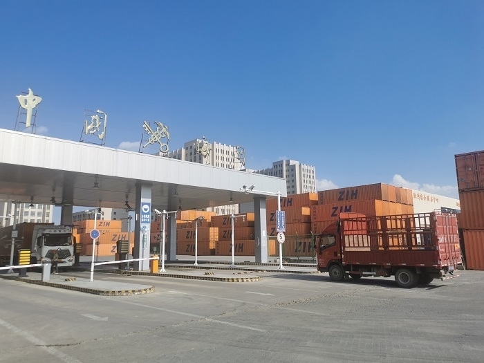 鄭州國際陸港海關(guān)監(jiān)管場(chǎng)所。鄭州車站海關(guān)供圖