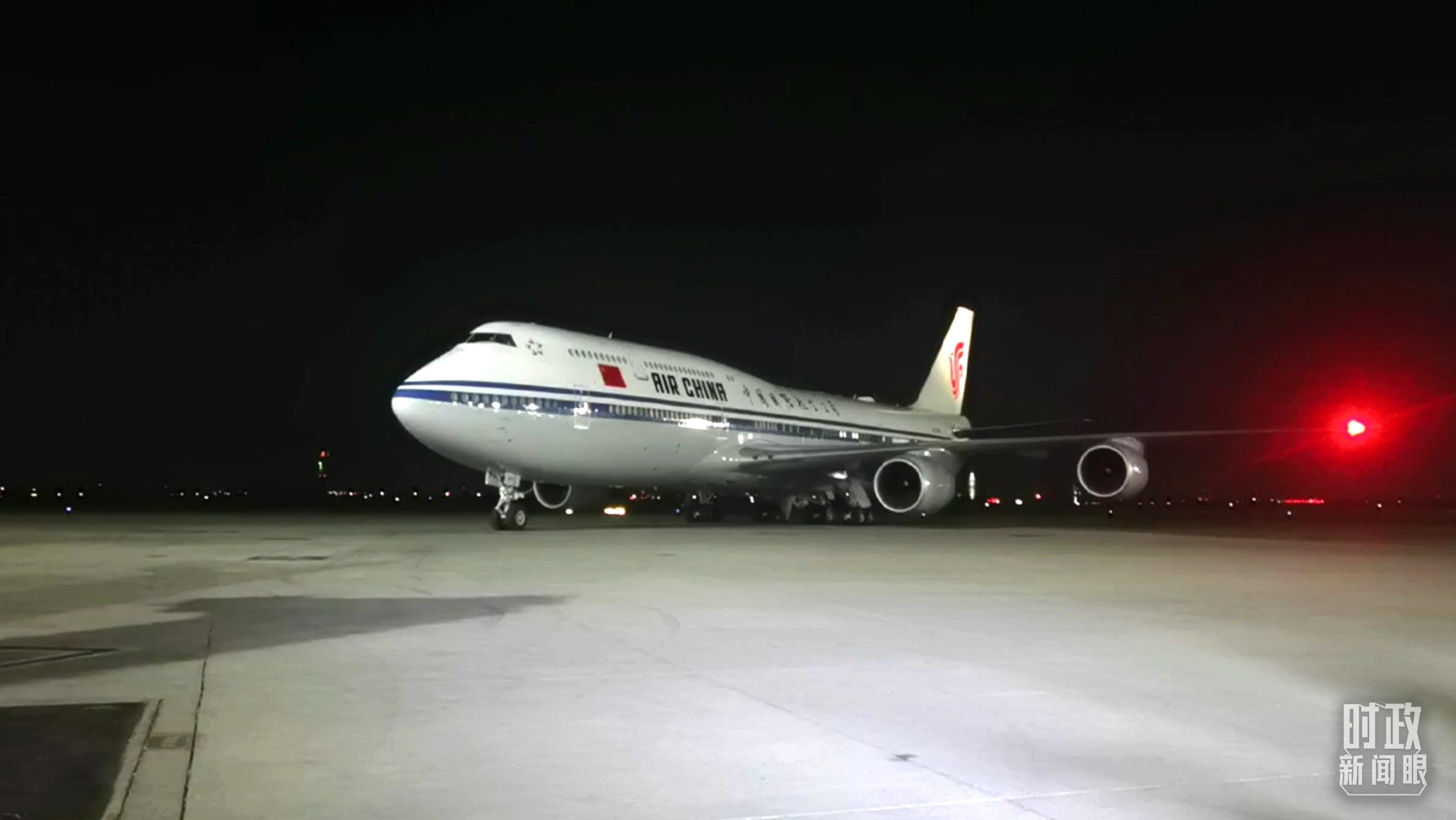 △這是習近平乘坐的專機。（總臺央視記者鐘銳拍攝）