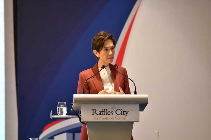 新加坡通訊及新聞部長兼內(nèi)政部第二部長楊莉明。新加坡南洋理工大學供圖