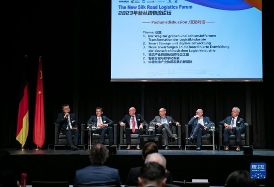 9月21日，中德兩國嘉賓參加在德國杜伊斯堡舉辦的2023新絲路物流論壇。新華社記者 張帆 攝