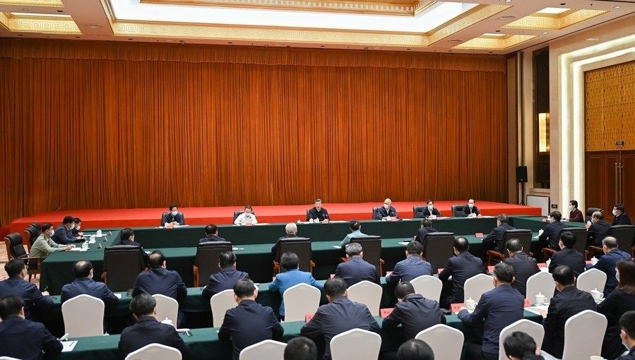  2023年6月8日上午，習(xí)近平在呼和浩特聽取內(nèi)蒙古自治區(qū)黨委和政府工作匯報并發(fā)表重要講話。