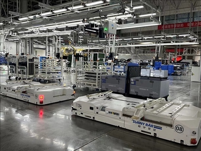 新能源汽車智能生產(chǎn)線。人民網(wǎng) 王紹紹攝