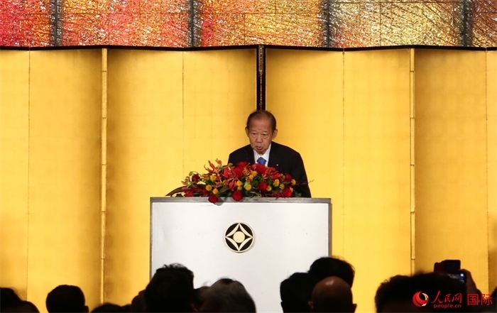 日中友好議員聯(lián)盟會長二階俊博發(fā)表致辭。人民網(wǎng) 許可攝