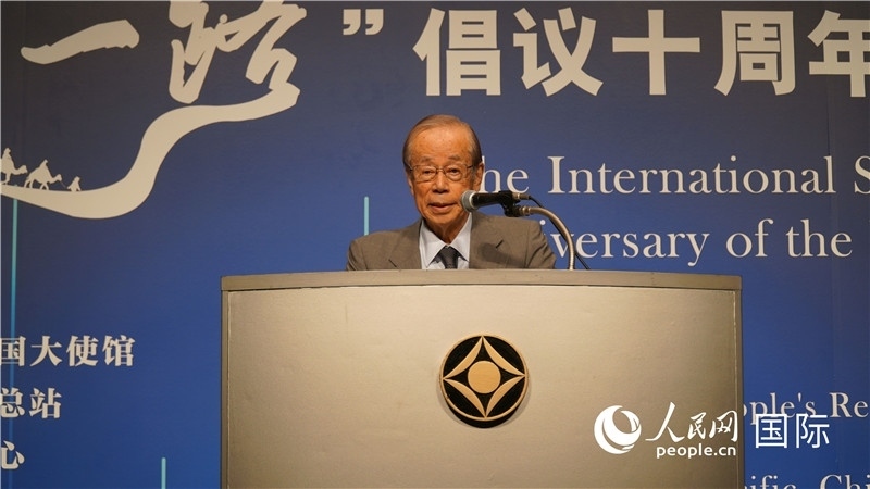 日本前首相福田康夫致辭。人民網(wǎng) 蔣曉辰攝