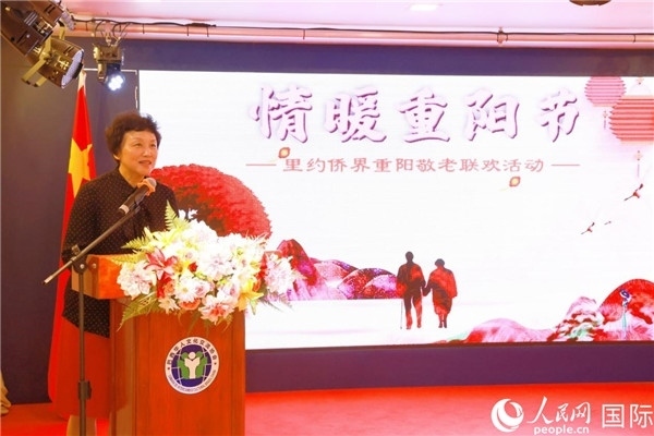 當(dāng)?shù)貢r間10月23日，國務(wù)院僑務(wù)辦公室主任陳旭（中）在巴西里約熱內(nèi)盧出席國務(wù)院僑辦代表團(tuán)與里約僑界座談會。 王天聰 攝