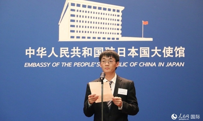 獲獎學生代表、大阪大學博士生劉亞飛發(fā)表感言。人民網(wǎng) 許可攝