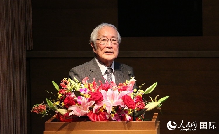 日中科學(xué)技術(shù)交流協(xié)會(huì)會(huì)長(zhǎng)山脅道夫致辭。人民網(wǎng) 許可攝