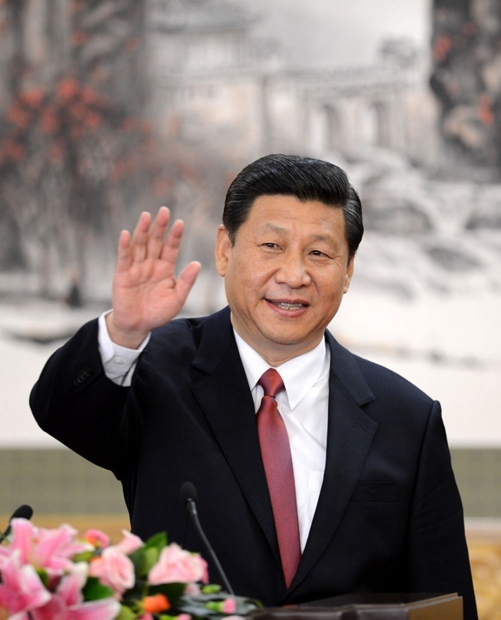 2012年11月15日，剛剛在中共十八屆一中全會上當(dāng)選中共中央總書記的習(xí)近平在北京人民大會堂同采訪十八大的中外記者親切見面。新華社記者 謝環(huán)馳 攝