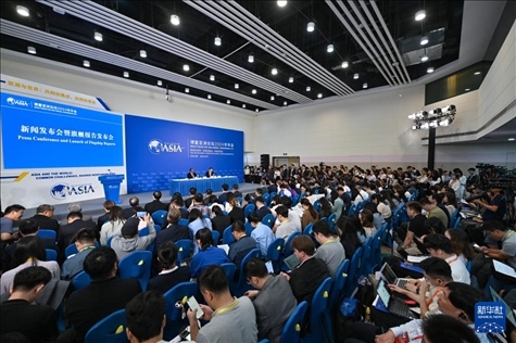 這是3月26日拍攝的博鰲亞洲論壇2024年年會新聞發(fā)布會現(xiàn)場。新華社記者 郭程 攝