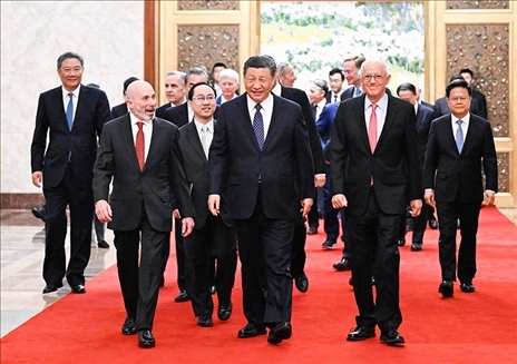 △2024年3月27日，習(xí)近平主席在北京人民大會(huì)堂集體會(huì)見美國工商界和戰(zhàn)略學(xué)術(shù)界代表。