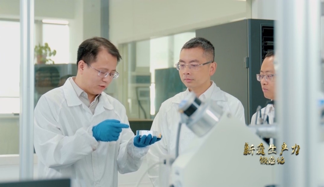 長沙巴斯夫杉杉電池材料研究院，正在進行電池材料研究。