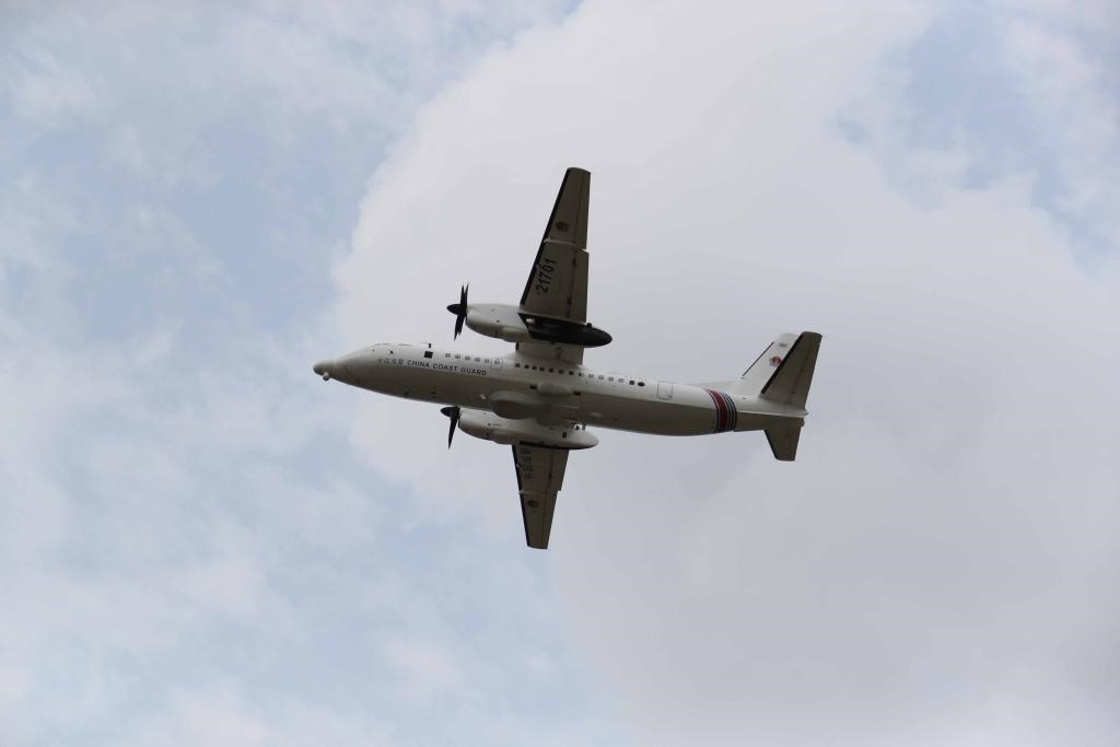 圖為5月14日海警飛機(jī)在休漁海域進(jìn)行空中巡查。（中國海警局南海分局供圖）