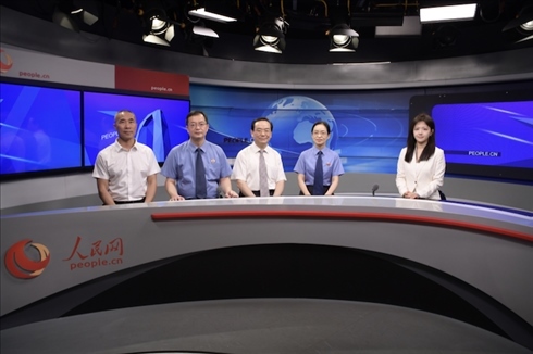 訪談現(xiàn)場(chǎng)。人民網(wǎng)記者 王曉嘯攝