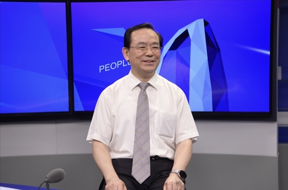 中國(guó)人民大學(xué)法學(xué)院教授、博士生導(dǎo)師楊建順。人民網(wǎng)記者 王曉嘯攝