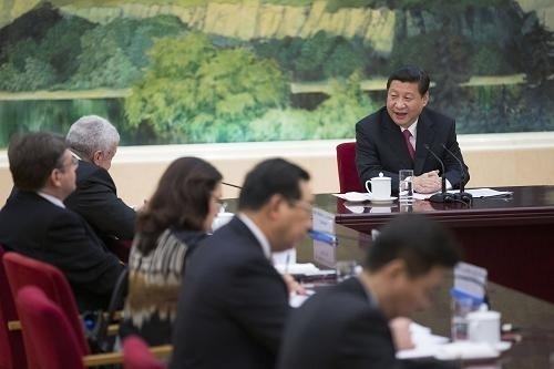 △2013年3月19日，習(xí)近平主席在北京人民大會(huì)堂接受金磚國家媒體聯(lián)合采訪。