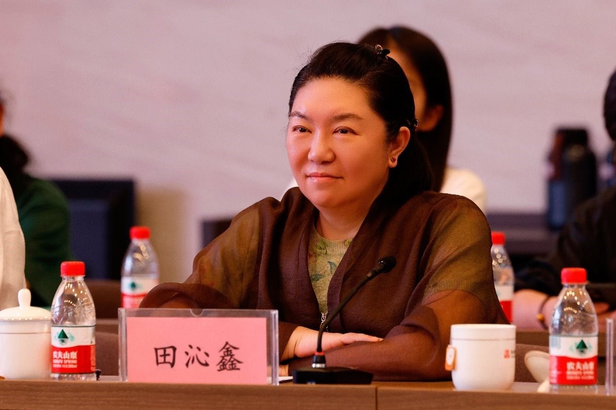 中國(guó)國(guó)家話劇院院長(zhǎng)田沁鑫。國(guó)話供圖