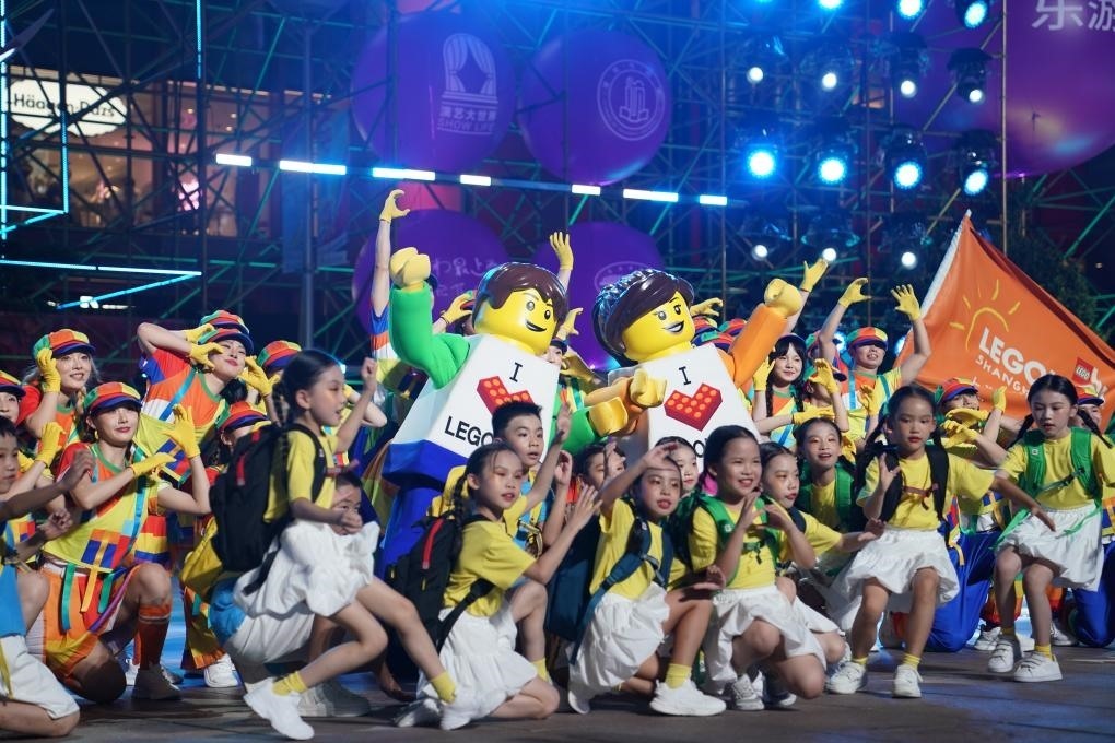 9月14日晚，演員在上海旅游節(jié)開幕式上表演。新華社發(fā)（陳浩明 攝）