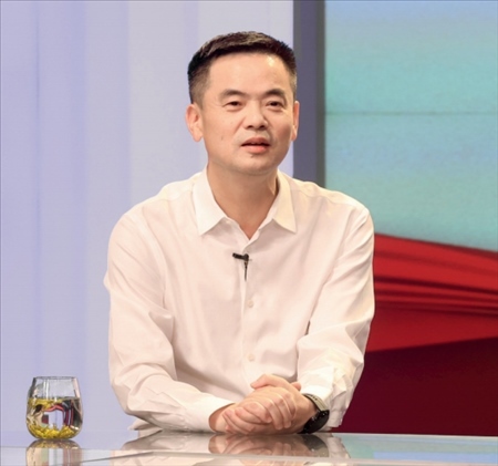 采訪對(duì)象：湖州市委常委、安吉縣委書記楊衛(wèi)東