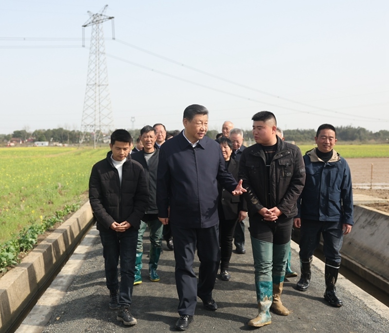 2024年3月19日，習(xí)近平總書(shū)記在湖南常德港中坪村考察。