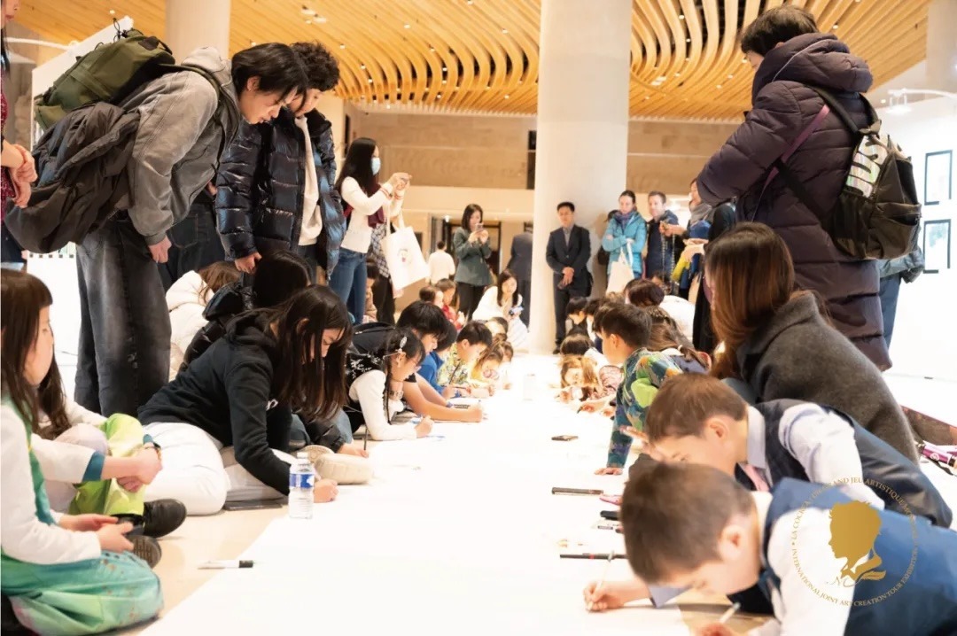 第三屆國際藝術聯創(chuàng)聯展盛大開幕。法中交流促進會供圖